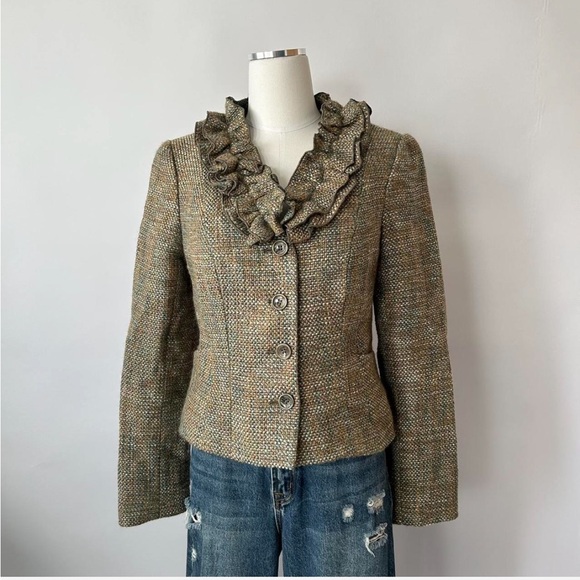 Outback Red Jackets & Blazers - Outback Red Chic Academia Wool Blend Blazer size Medium.